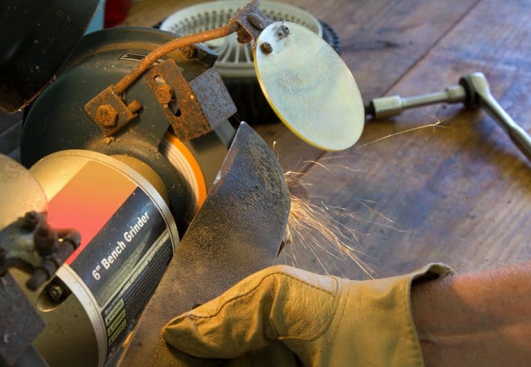 5 Best UK Bench Grinders Reviewed (Jul 2020) UpGardener™