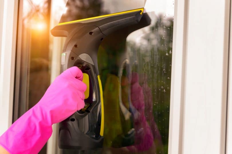 The 5 Best UK Window Vacuums (Nov 2020) UpGardener™