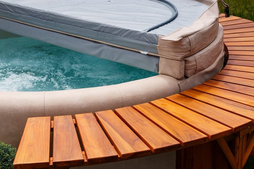 5-best-uk-hot-tub-furniture-sets-surrounds-upgardener