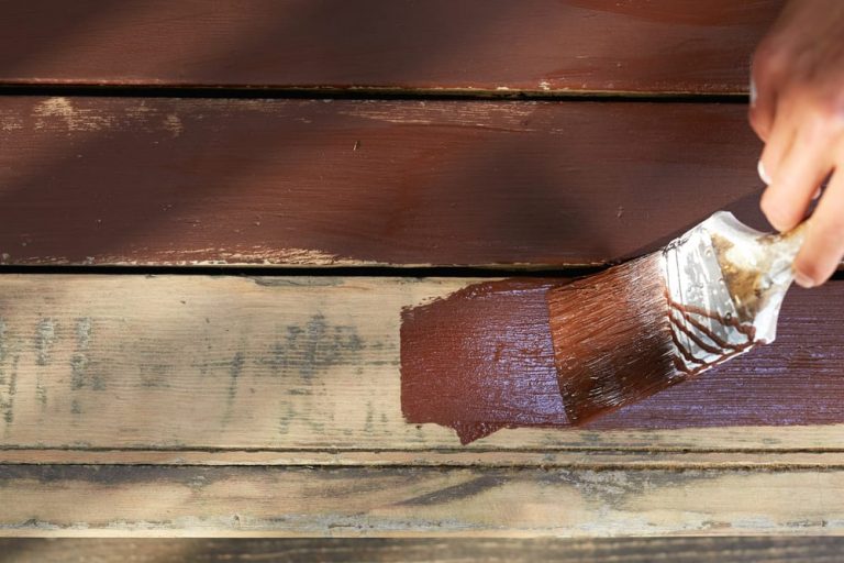 5 Best UK Decking Paints Reviewed (Nov 2020) UpGardener